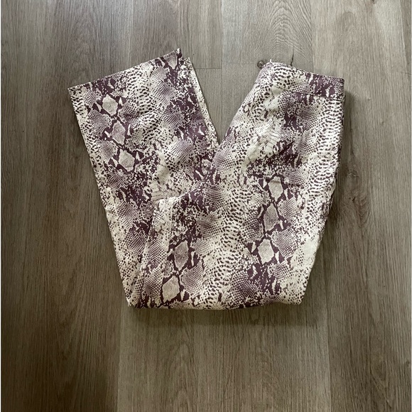 monday swimwear hamptons snake print high waist tailored fit crop linen pants - Picture 4 of 5